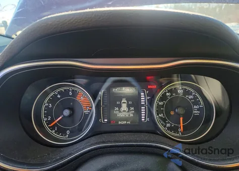 2019 Jeep Cherokee Latitude Plus z USA, uszkodzony, nr VIN 1C4PJMLN3KD215054